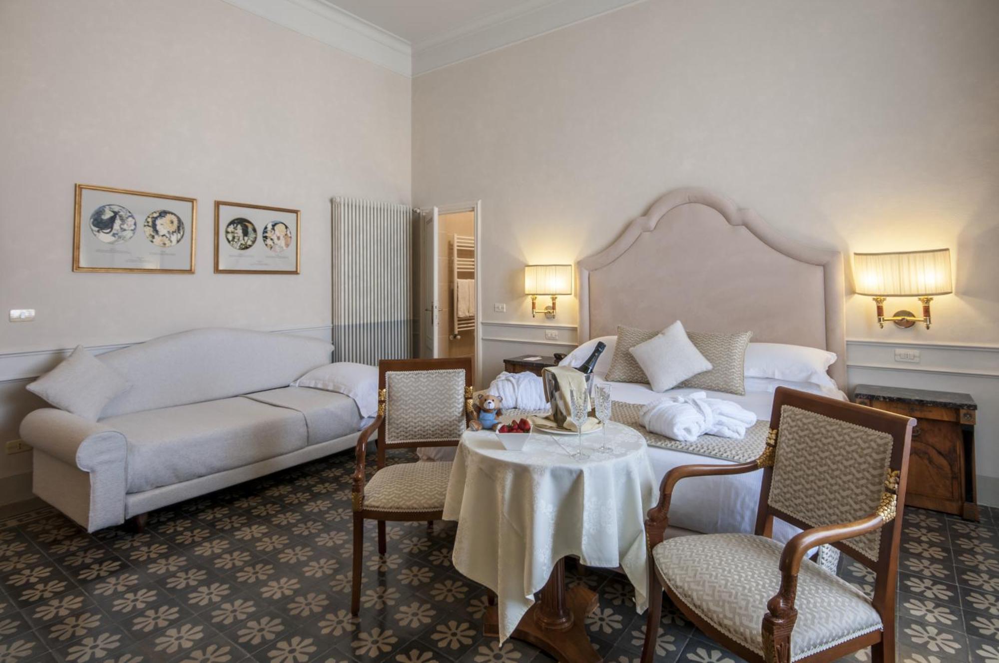 Grand Royal