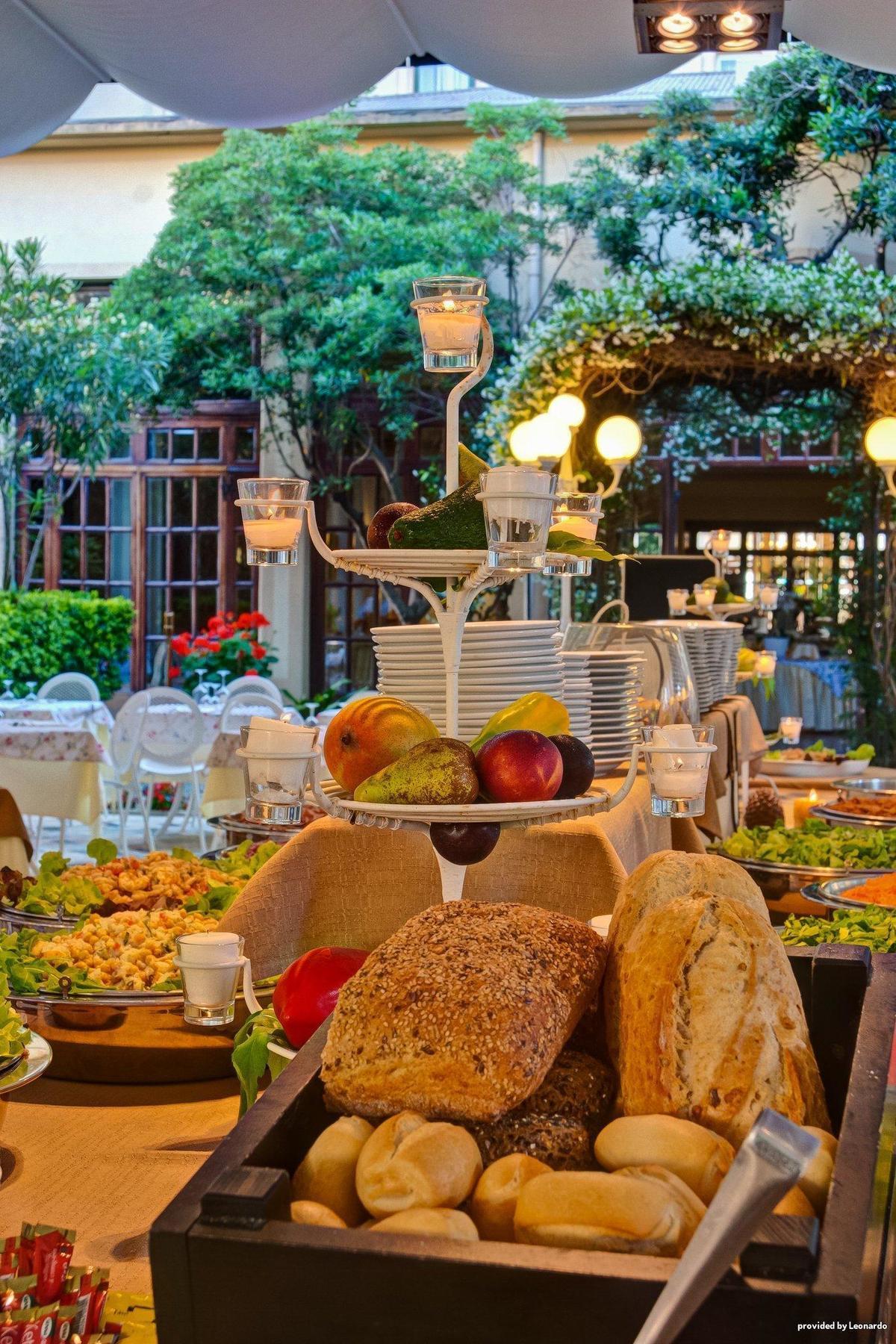 Grand Royal Hotel 4*